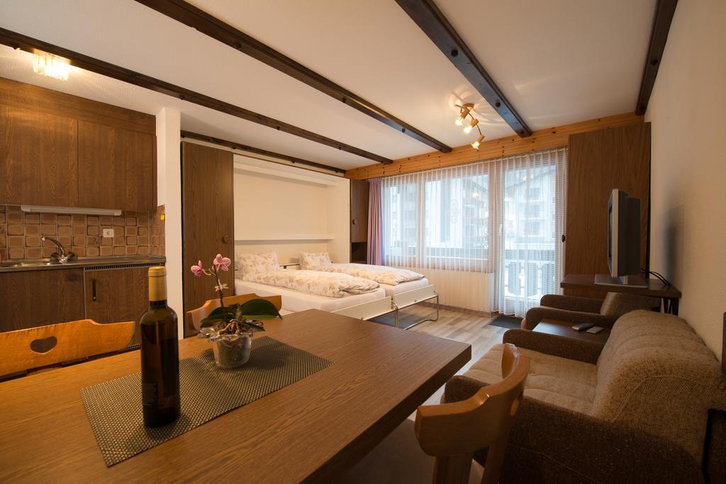 Haus Alba Apartment Saas-Almagell Bilik gambar